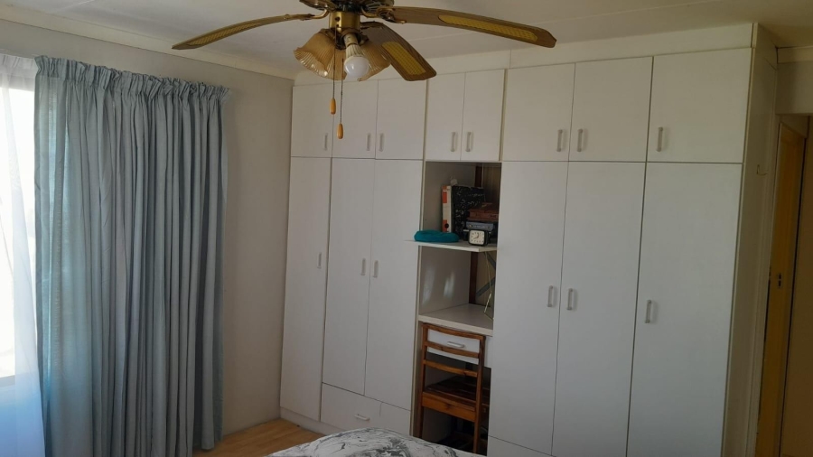 3 Bedroom Property for Sale in Kleinbaai Western Cape